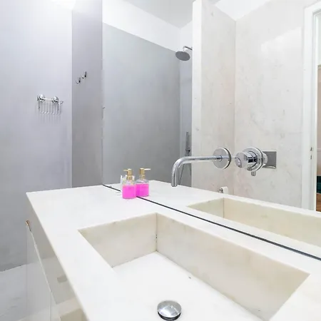 Akicity Iris Lizbona